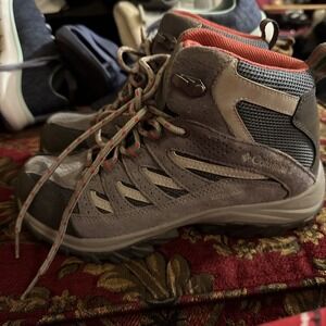 Columbia Women's Crestwood Mid Hiking Shoes Size 7 Graphite Daredevil